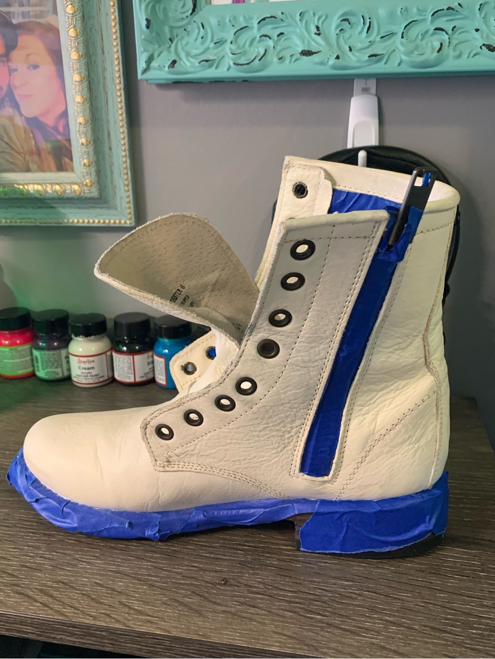 Hand Painted - Picture 11 of 13